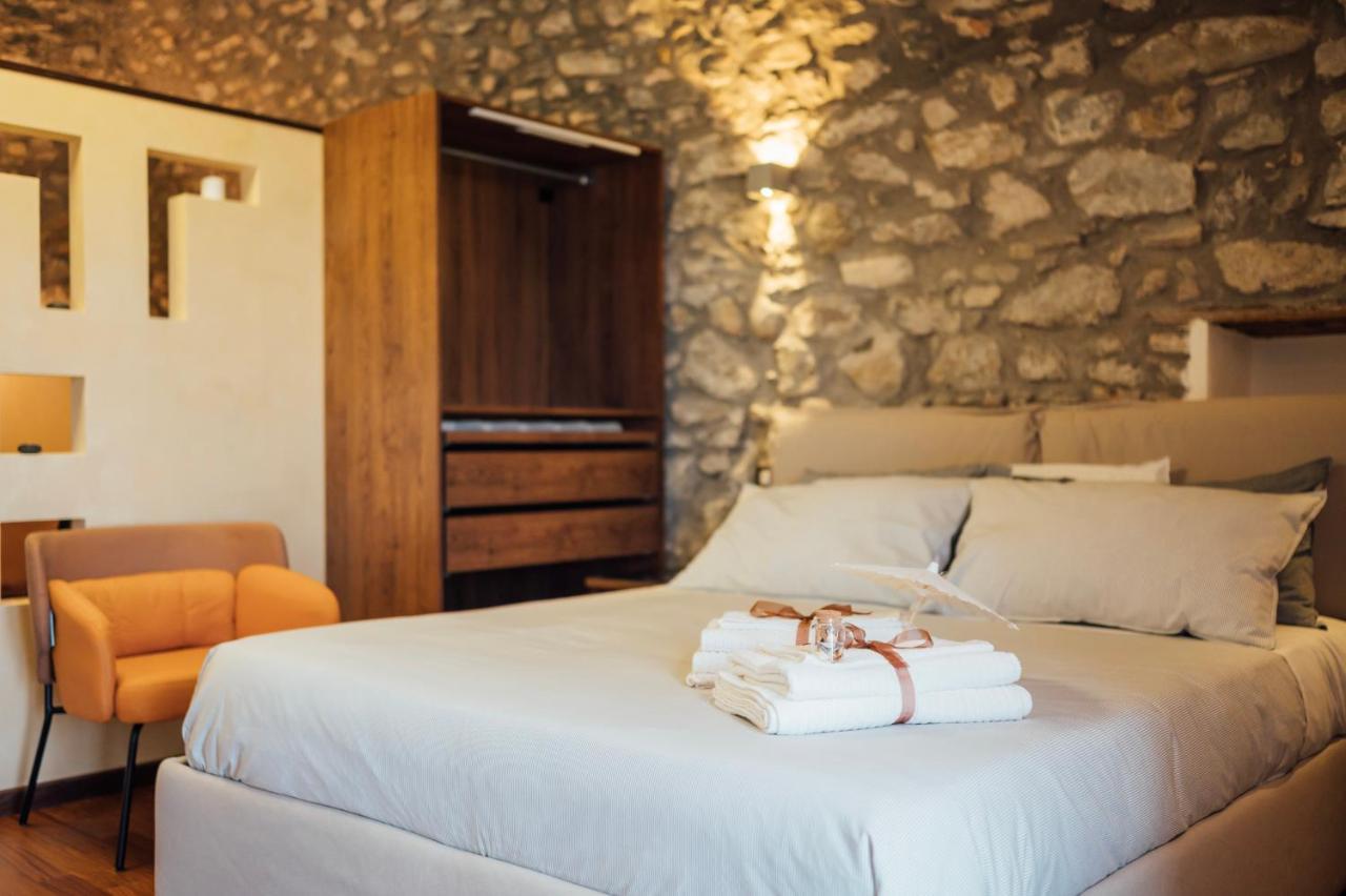 Vicolo72 Hotel Calitri Ngoại thất bức ảnh