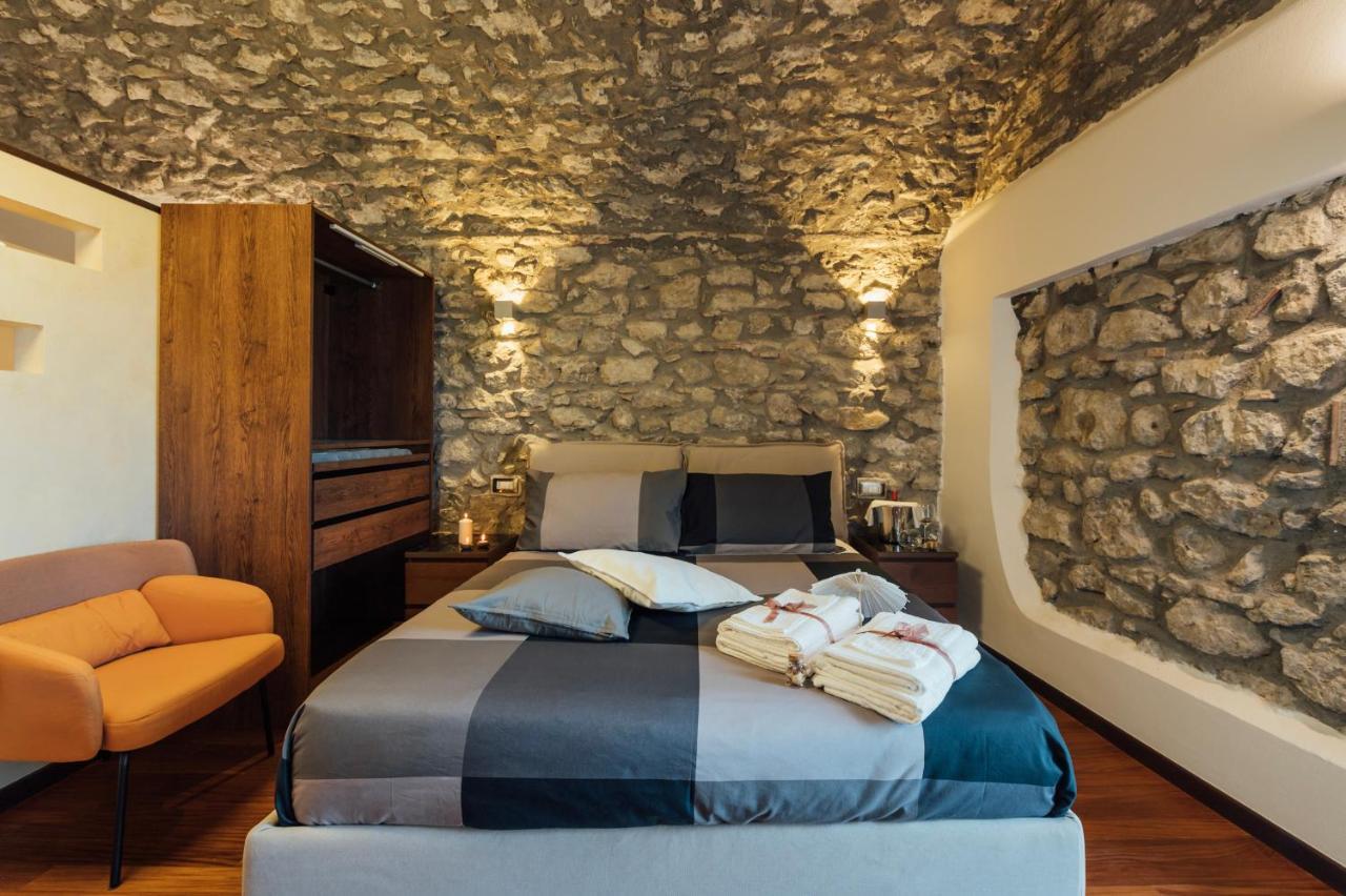 Vicolo72 Hotel Calitri Ngoại thất bức ảnh