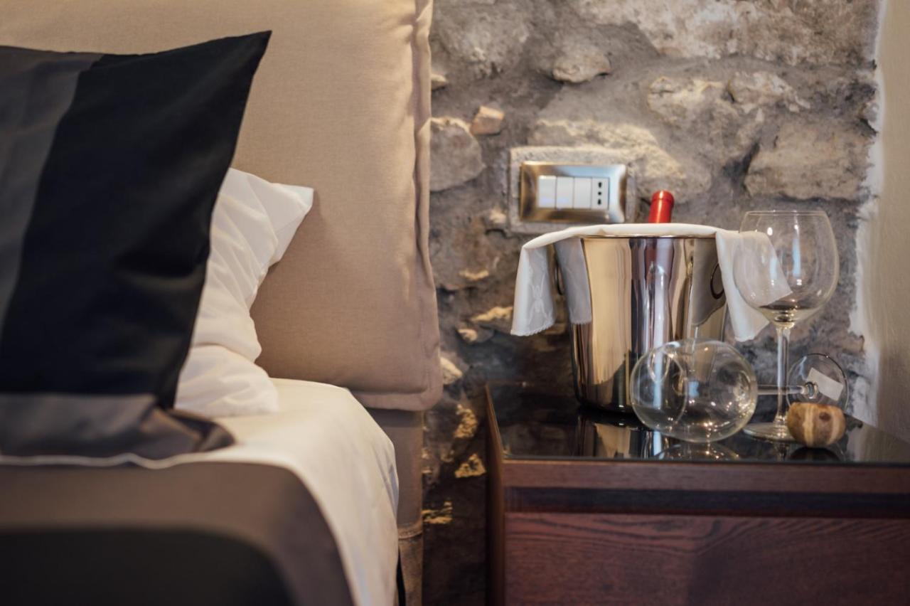 Vicolo72 Hotel Calitri Ngoại thất bức ảnh
