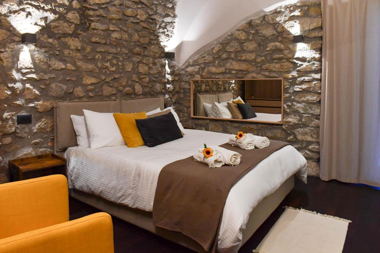 Vicolo72 Hotel Calitri Ngoại thất bức ảnh